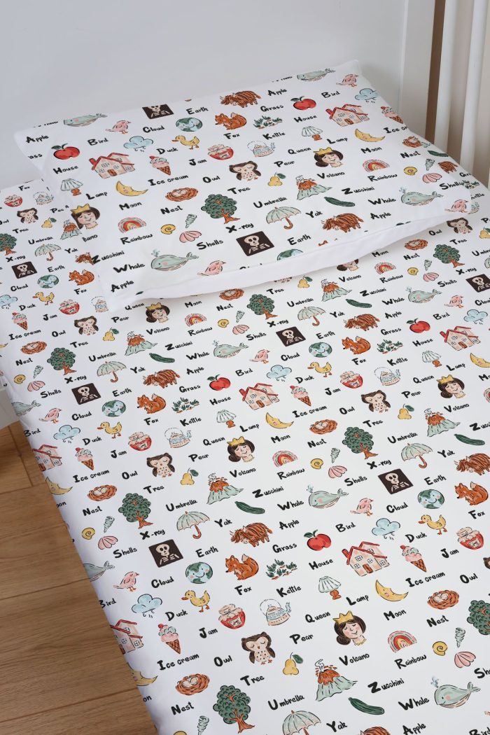 Organik Bebek Boy Lastikli Çarşaf Seti - Eğlenceli Kelimeler - Görsel 2
