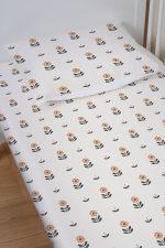 Organik Bebek Boy Lastikli Çarşaf Seti - Minik Papatya Çiçeği - Görsel 2