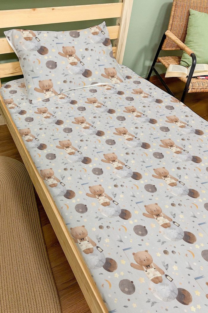 Organik Tek Kişilik Lastikli Çarşaf Seti - Uzayda Ayı - Görsel 2