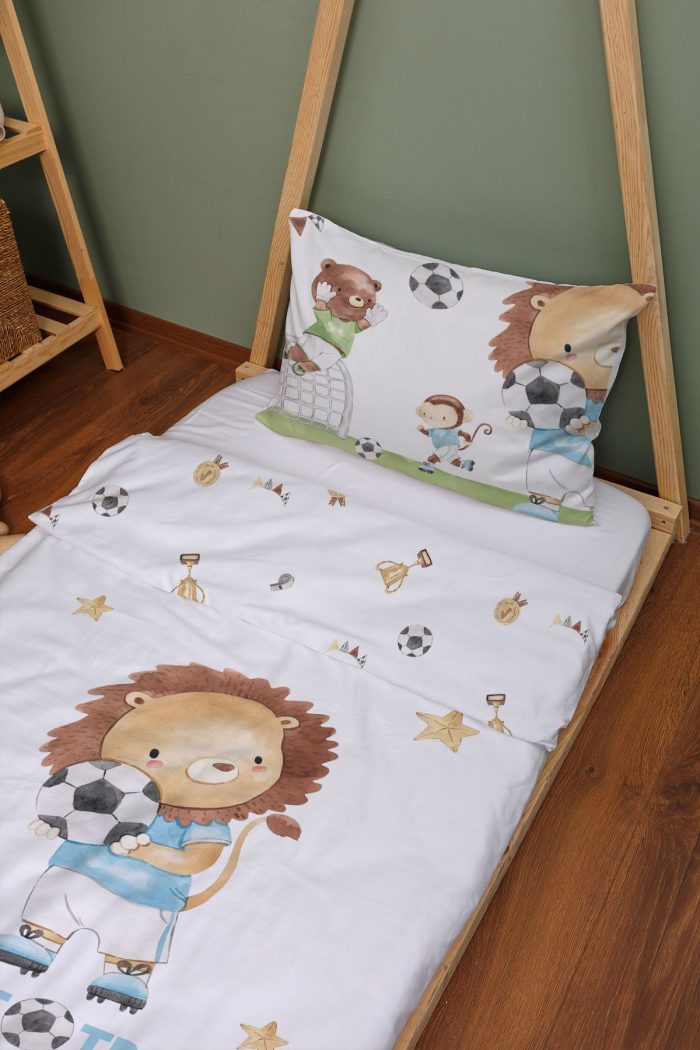 Organik Montessori Nevresim Seti (100x200) - Şampiyon Minik Aslan - Görsel 2