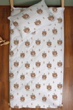 Organik Montessori Nevresim Seti (100x200) - Sevimli Kış Ayısı - Görsel 3