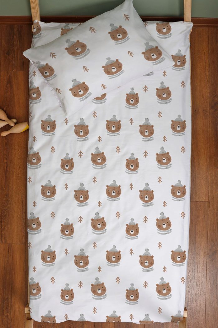 Organik Montessori Nevresim Seti (100x200) - Sevimli Kış Ayısı - Görsel 3