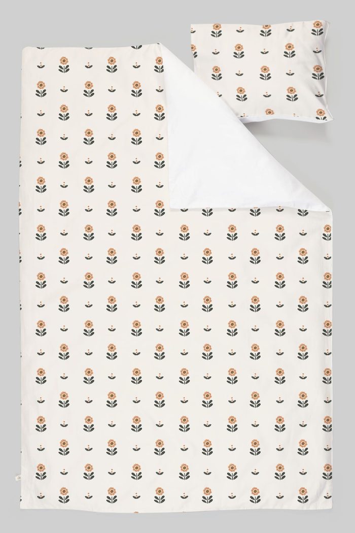 Organik Tek Kişilik Nevresim Takımı (160x220) - Minik Papatya Çiçeği - Görsel 3