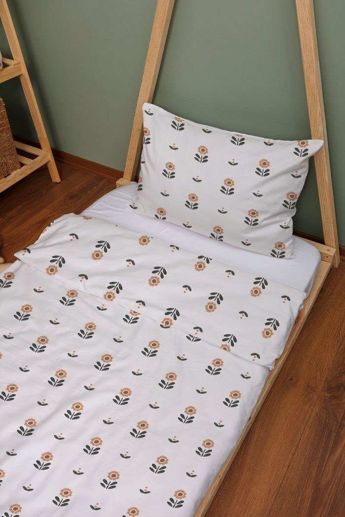 Organik Montessori Nevresim Seti (100x200) - Minik Papatya Çiçeği - Görsel 2