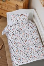 Organik Çarşaflı Park Yatak Nevresim Takımı (80x120) - Eğlenceli Kelimeler - Görsel 2