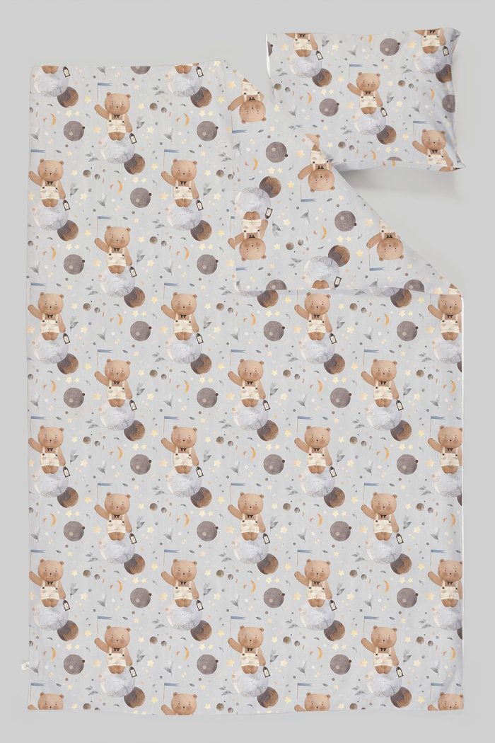 Organik Çarşaflı Park Yatak Nevresim Takımı (80x120) - Uzayda Ayı - Görsel 3