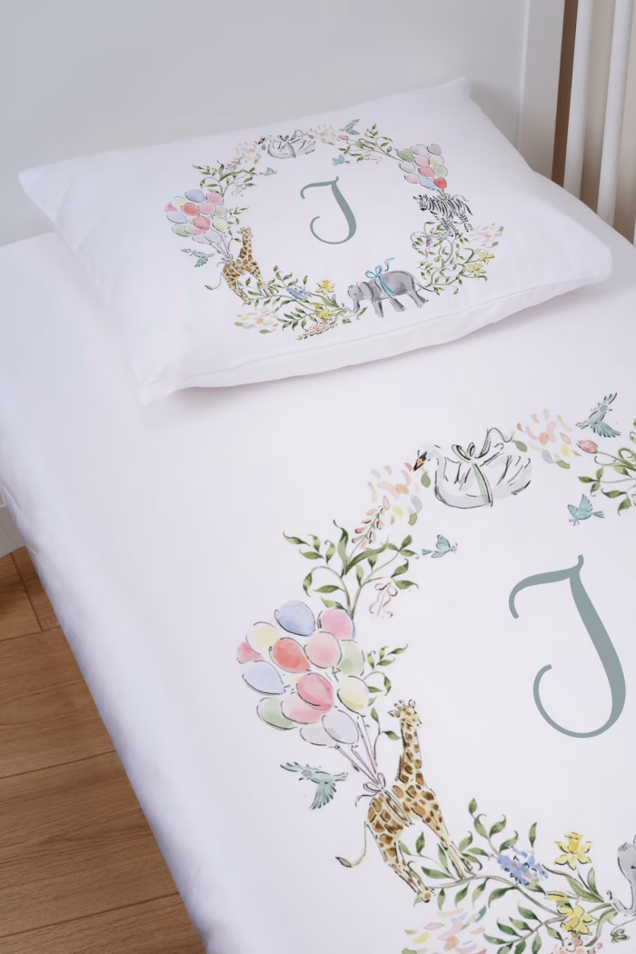 1_org_zoom-577.jpg Organik Bebek Boy Lastikli Çarşaf Seti - Safari Serisi - J Harfi - Markkombin